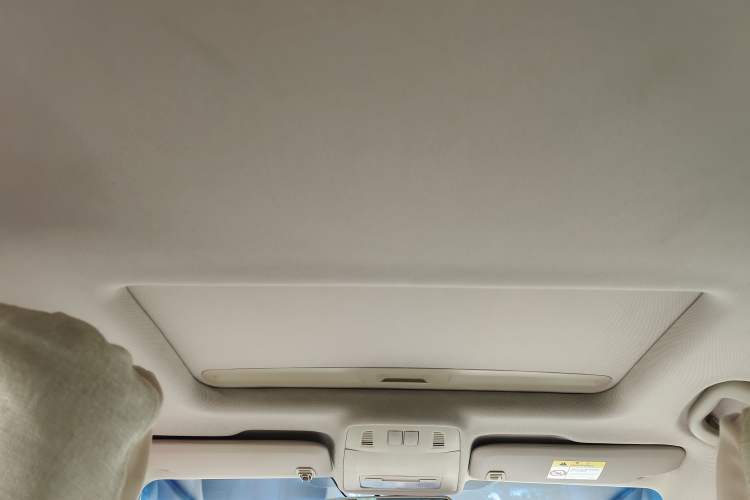 Used Buick GT 2013 GT 1.6L Automatic Fashion Edition Headliner