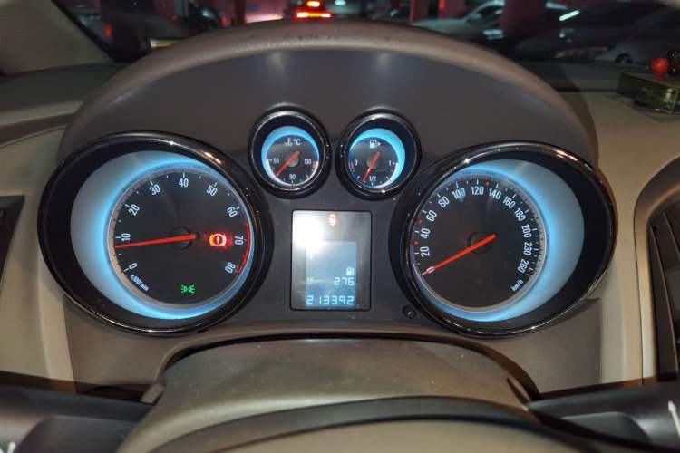 Used Buick GT 2013 GT 1.6L Automatic Fashion Edition Instrument Cluster
