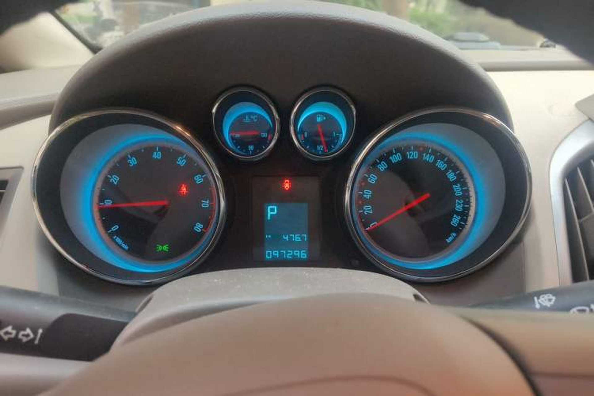 Used Buick GT 2013 GT 1.6L Automatic Fashion Edition Instrument Cluster