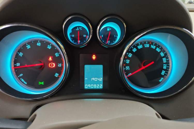 Used Buick GT 2013 GT 1.6L Manual Entry-Level Model Instrument Cluster