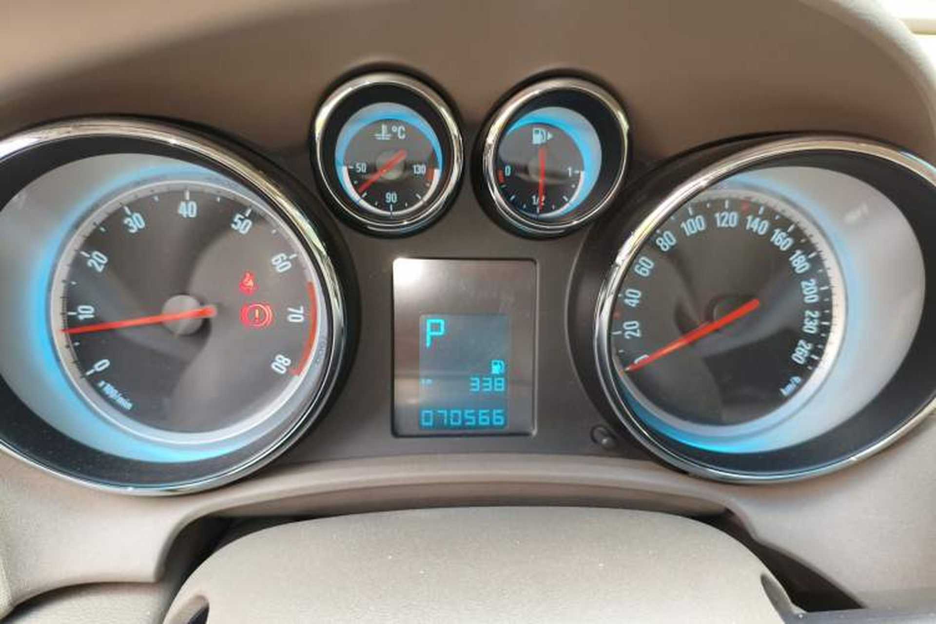 Used Buick GT 2013 GT 1.6L Automatic Fashion Edition Instrument Cluster