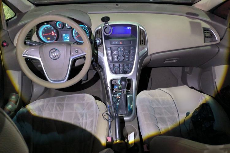 Used Buick GT 2013 GT 1.6L Automatic Fashion Edition Interior 2