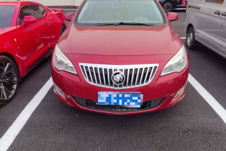 Used Buick GT 2013 XT 1.6L Automatic Fashion Edition Left Front Headlight