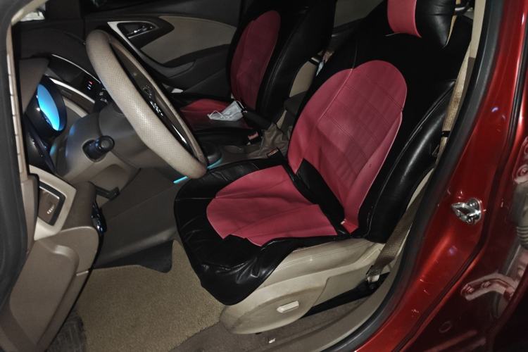 Used Buick GT 2013 GT 1.6L Automatic Fashion Edition Left Front Seat