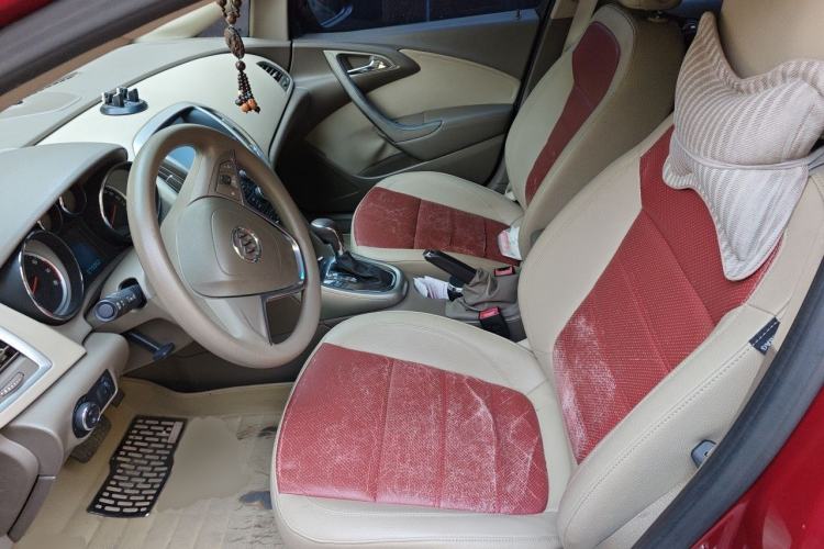 Used Buick GT 2013 GT 1.6L Automatic Fashion Edition Left Front Seat