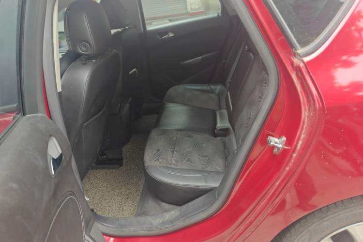 Used Buick GT 2013 XT 1.6L Automatic Fashion Edition Left Rear Seat