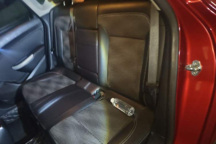 Used Buick GT 2013 XT 1.6L Automatic Fashion Edition Left Rear Seat