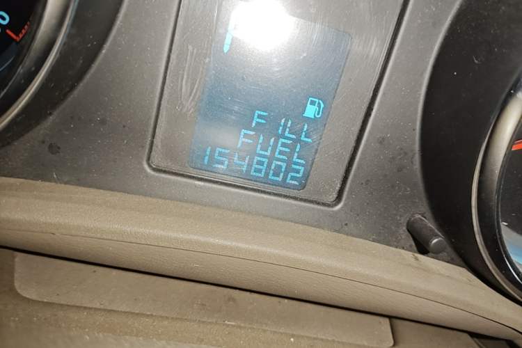 Used Buick GT 2013 GT 1.6L Automatic Fashion Edition Odometer Close Up