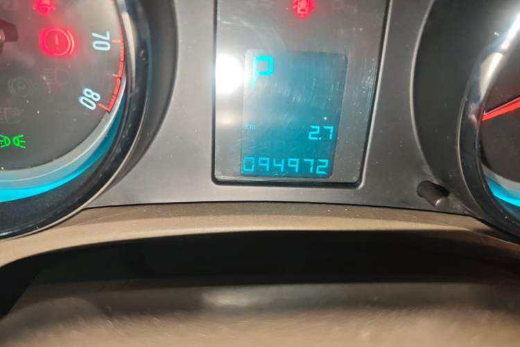 Used Buick GT 2013 GT 1.6L Automatic Fashion Edition Odometer Close Up