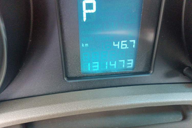 Used Buick GT 2013 GT 1.6L Automatic Fashion Edition Odometer Close Up