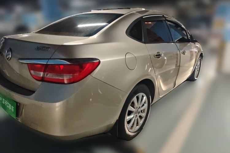 Used Buick GT 2013 GT 1.6L Automatic Fashion Edition Rear Right 45 Deg