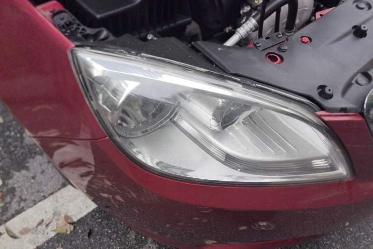 Used Buick GT 2013 GT 1.6L Automatic Fashion Edition Right Front Headlight