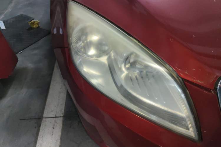 Used Buick GT 2013 GT 1.6L Automatic Comfort Edition Right Front Headlight