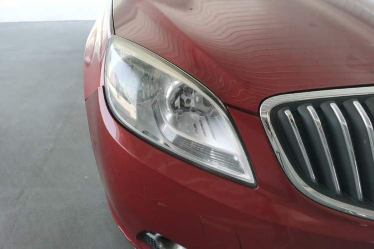 Used Buick GT 2013 GT 1.6L Automatic Fashion Edition Right Front Headlight