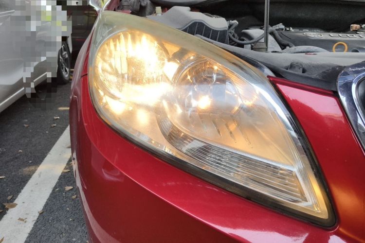 Used Buick GT 2013 GT 1.6L Automatic Fashion Edition Right Front Headlight