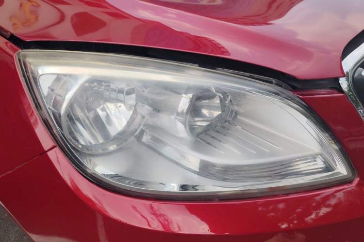 Used Buick GT 2013 GT 1.6L Automatic Fashion Edition Right Front Headlight