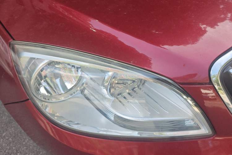 Used Buick GT 2013 GT 1.6L Automatic Fashion Edition Right Front Headlight