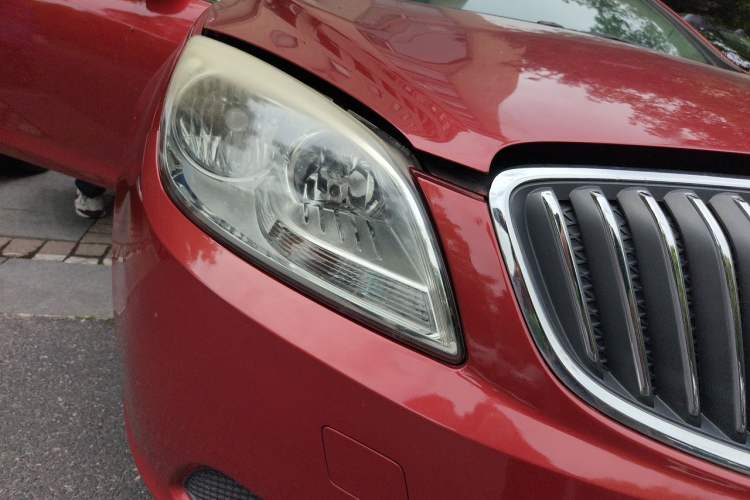 Used Buick GT 2013 GT 1.6L Automatic Comfort Edition Right Front Headlight