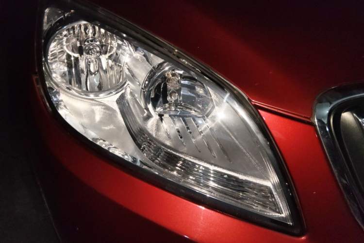 Used Buick GT 2013 GT 1.8L Automatic Fashion Edition Right Front Headlight