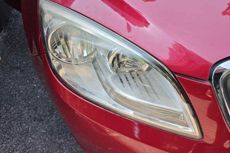 Used Buick GT 2013 GT 1.6L Automatic Fashion Edition Right Front Headlight