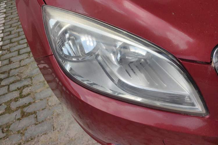 Used Buick GT 2013 GT 1.6L Automatic Fashion Edition Right Front Headlight