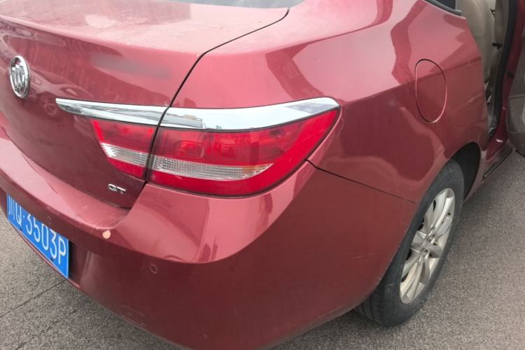 Used Buick GT 2013 GT 1.6L Automatic Fashion Edition Right Rear Taillight