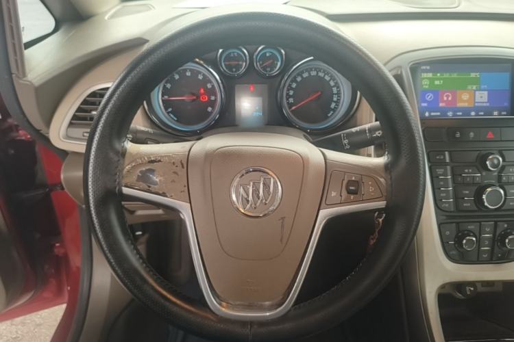 Used Buick GT 2013 GT 1.6L Manual Entry-Level Model Steering Wheel