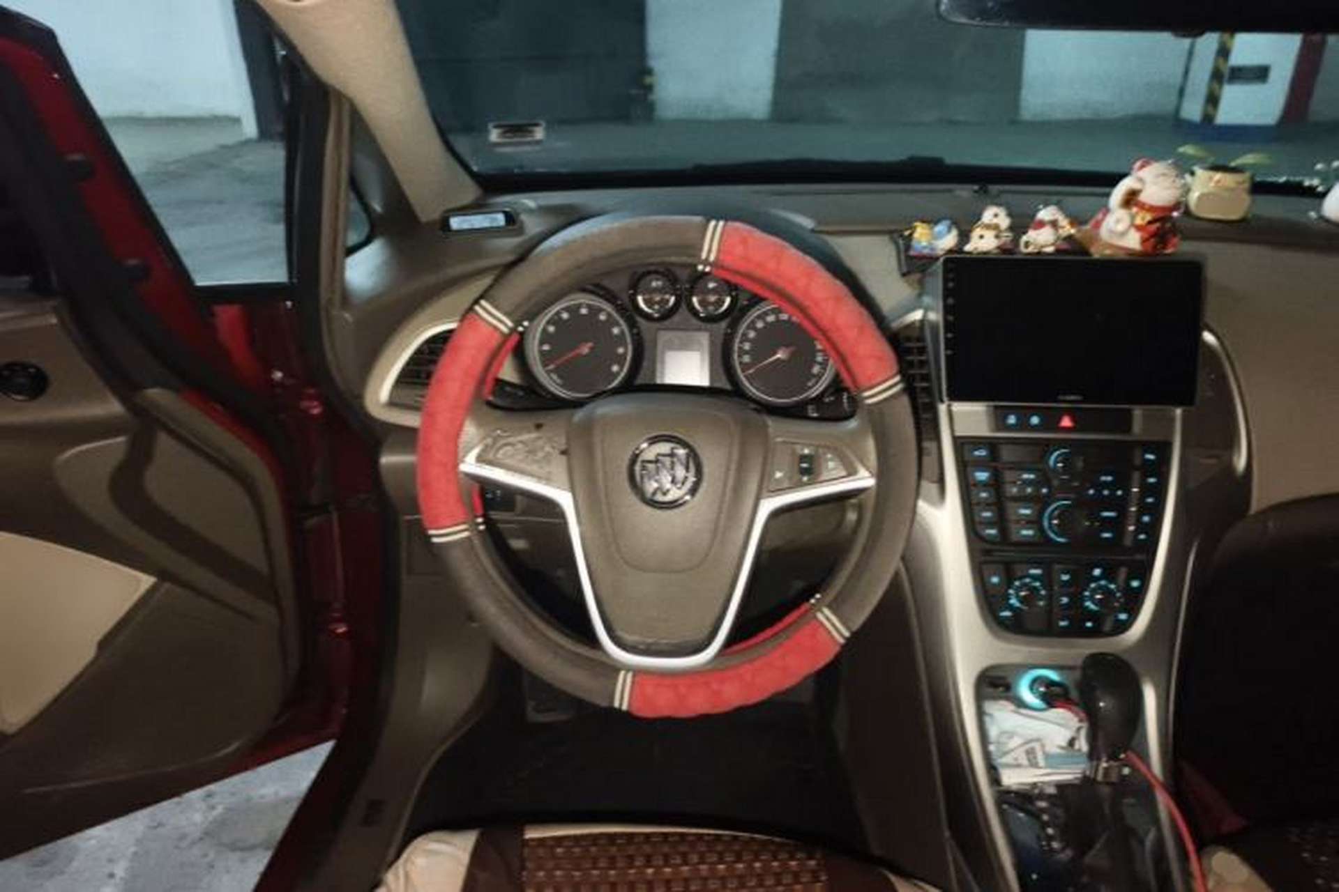 Used Buick GT 2013 GT 1.6L Automatic Fashion Edition Steering Wheel