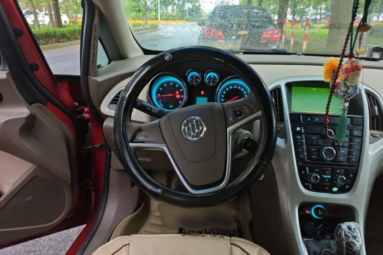 Used Buick GT 2013 GT 1.6L Manual Entry-Level Model Steering Wheel