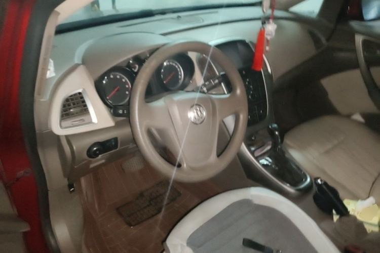Used Buick GT 2013 GT 1.6L Automatic Comfort Edition Steering Wheel