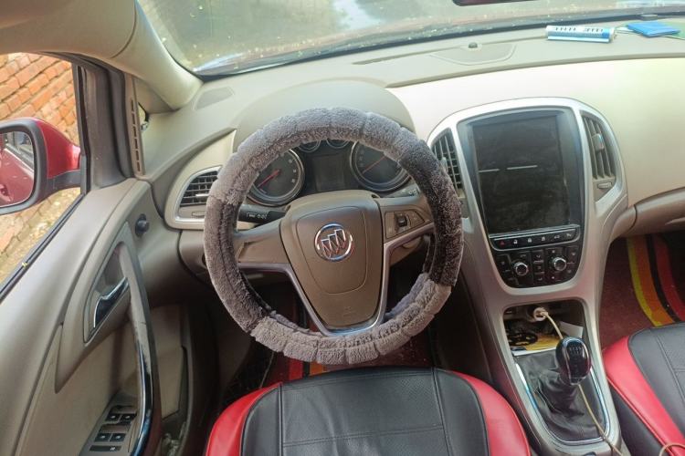 Used Buick GT 2013 GT 1.6L Manual Entry-Level Model Steering Wheel
