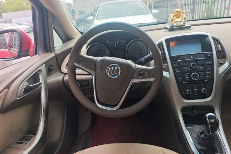 Used Buick GT 2013 GT 1.6L Manual Entry-Level Model Steering Wheel