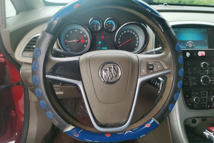 Used Buick GT 2013 GT 1.6L Automatic Fashion Edition Steering Wheel