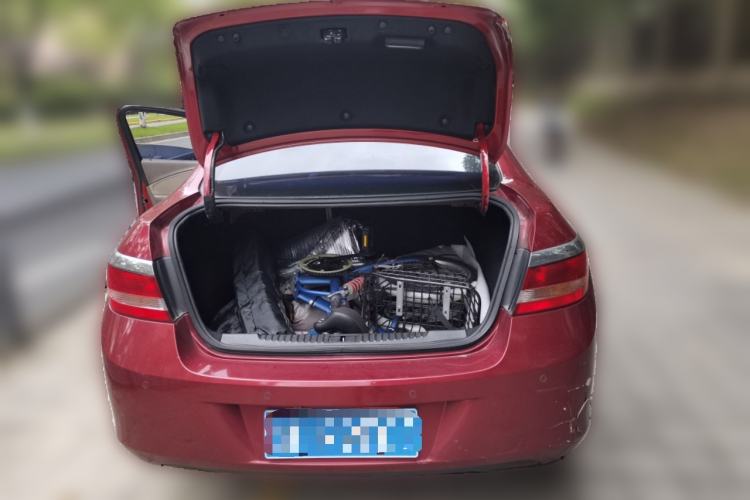 Used Buick GT 2013 GT 1.6L Automatic Fashion Edition Trunk