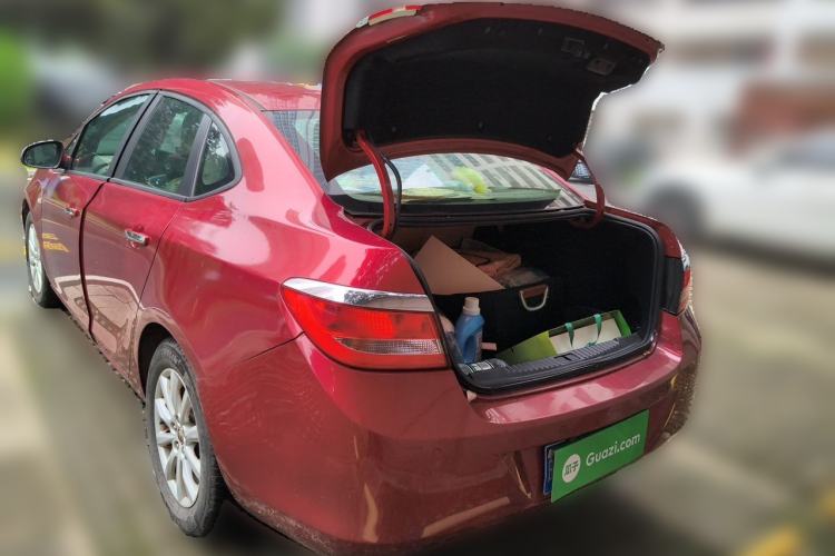 Used Buick GT 2013 GT 1.6L Automatic Fashion Edition Trunk