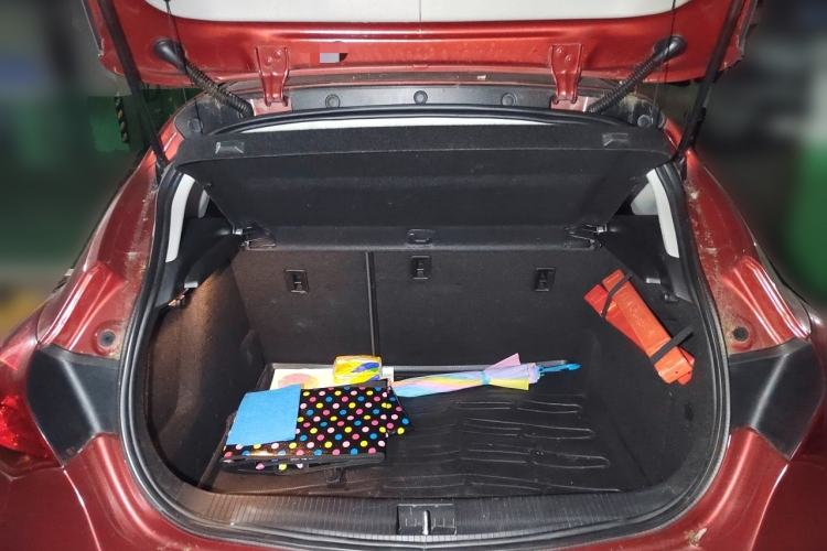 Used Buick GT 2013 XT 1.6L Automatic Fashion Edition Trunk