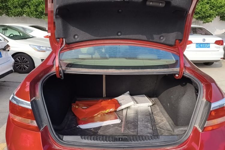 Used Buick GT 2013 GT 1.6L Automatic Fashion Edition Trunk