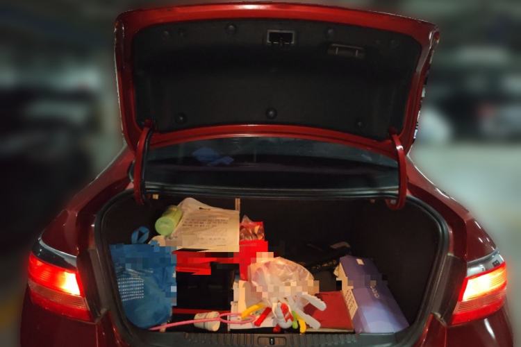Used Buick GT 2013 GT 1.6L Automatic Fashion Edition Trunk