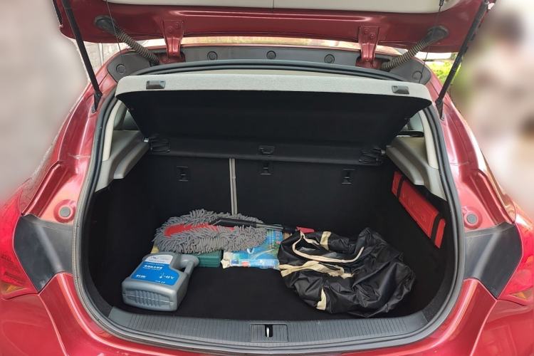 Used Buick GT 2013 XT 1.6L Automatic Fashion Edition Trunk