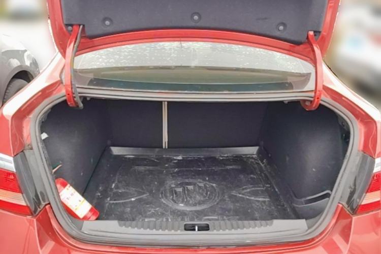 Used Buick GT 2013 GT 1.6L Automatic Fashion Edition Trunk
