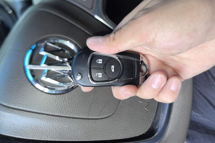 Used Buick GT 2013 GT 1.6L Automatic Fashion Edition Vehicle Key