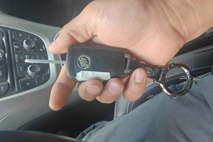 Used Buick GT 2013 XT 1.6L Automatic Fashion Edition Vehicle Key