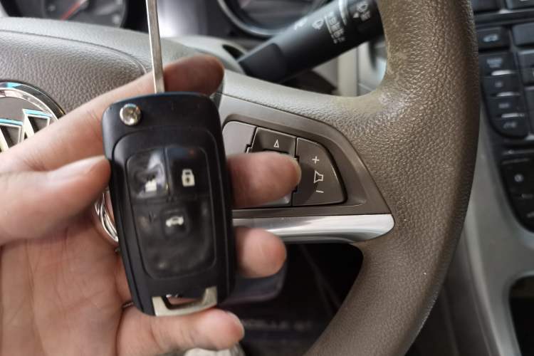 Used Buick GT 2013 GT 1.6L Automatic Fashion Edition Vehicle Key