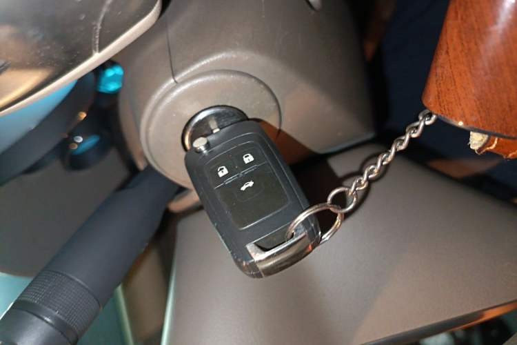 Used Buick GT 2013 GT 1.6L Automatic Fashion Edition Vehicle Key