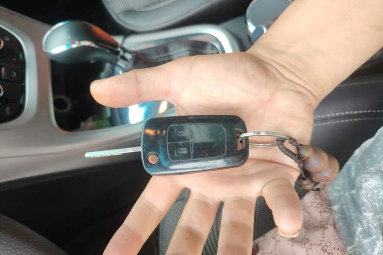 Used Buick GT 2013 XT 1.6L Automatic Fashion Edition Vehicle Key