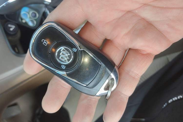 Used Buick GT 2013 GT 1.6L Automatic Fashion Edition Vehicle Key