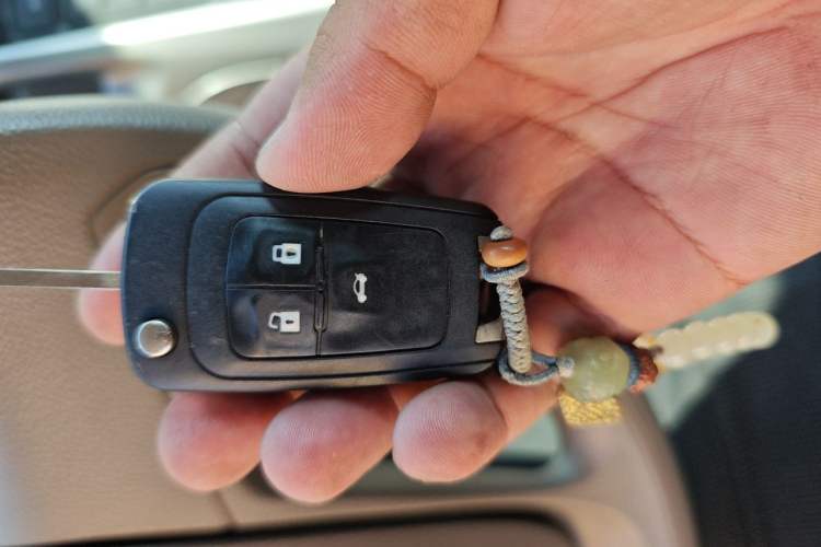 Used Buick GT 2013 GT 1.6L Automatic Comfort Edition Vehicle Key