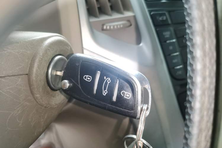 Used Buick GT 2013 GT 1.6L Automatic Fashion Edition Vehicle Key