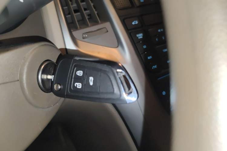 Used Buick GT 2013 GT 1.6L Automatic Fashion Edition Vehicle Key