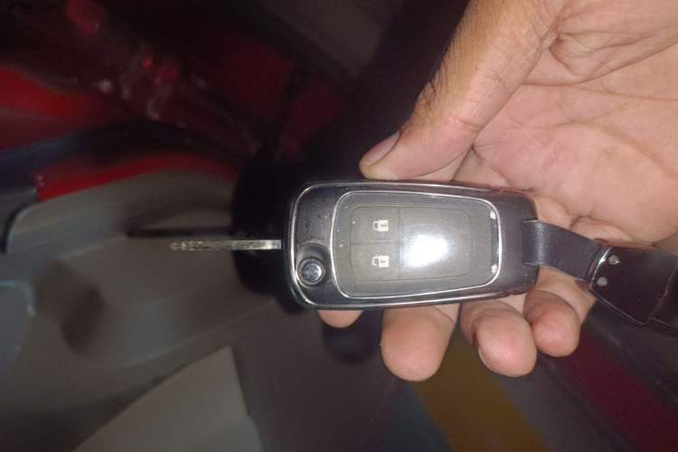 Used Buick GT 2013 GT 1.6L Automatic Fashion Edition Vehicle Key